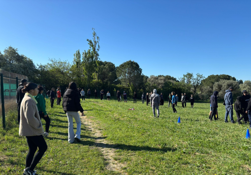 Raid sportif avec des jeunes des structures Léo Lagrange Animation en PACA